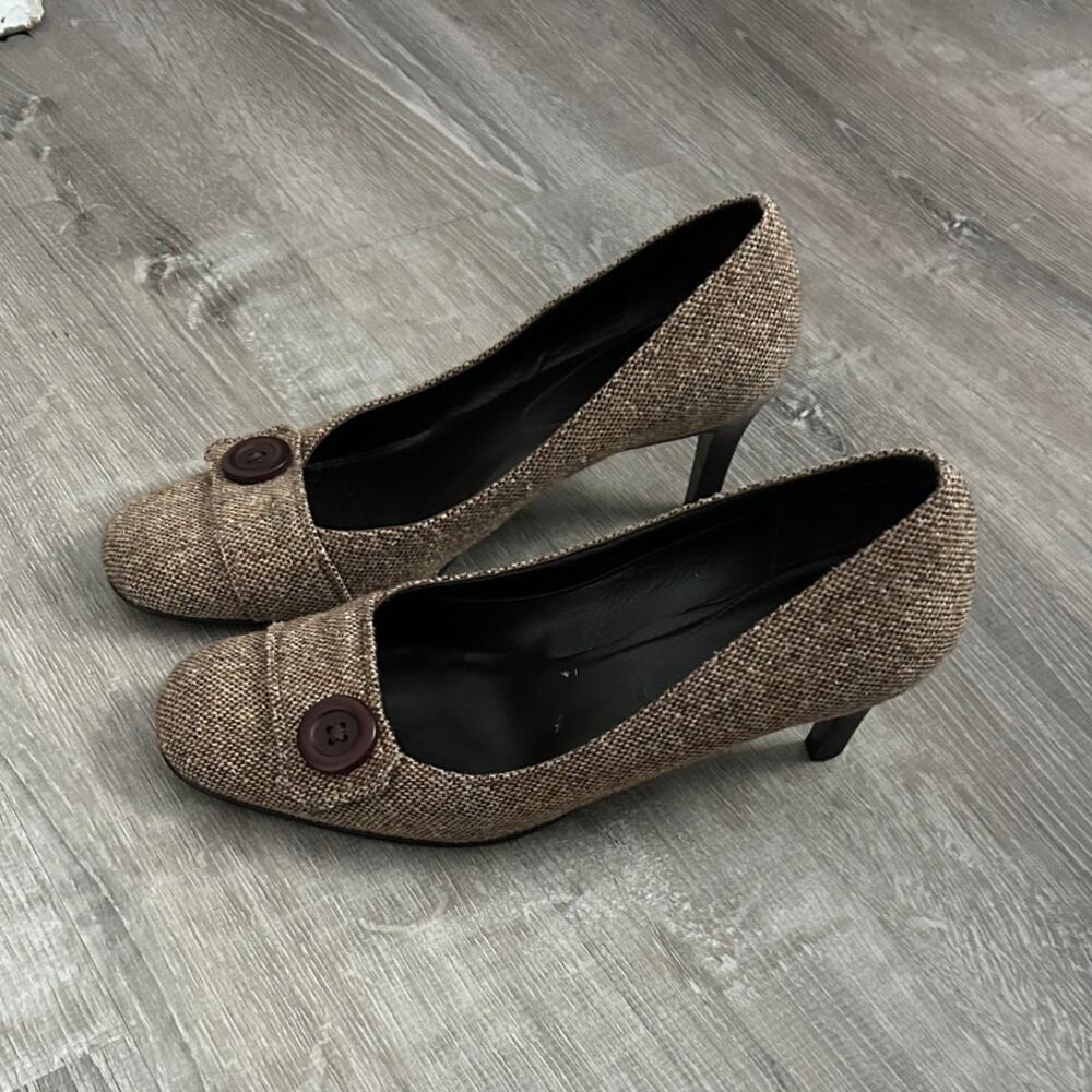 Vintage Ann Taylor Y2K Office Siren Button Heels